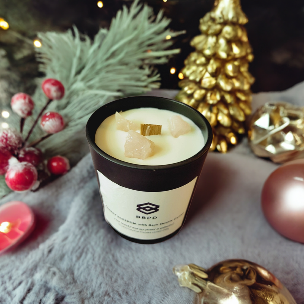 Japanese Cherry Blosson with Rose Quartz Crystal Candle 500g